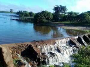 Três açudes sangram no Ceará no fim de semana
