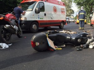 Três feridos em acidente envolvendo motos