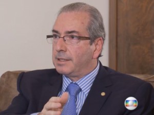 Tributaristas dizem que dinheiro de Cunha deveria ter sido declarado