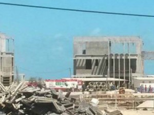 Um homem morre e dois ficam feridos em desabamento de obra no Ceará