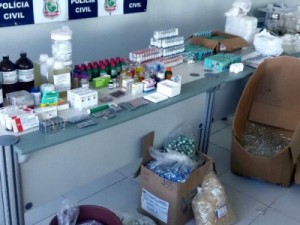 Universitários são presos por produzir anabolizantes em Fortaleza