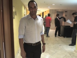 Vasco tem contas bloqueadas após pedido de penhora de Edmundo