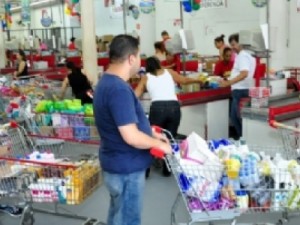 Venda a prazo tem queda recorde de 2,6% no 1º semestre