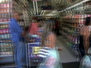 Vendas no comércio têm queda mais acentuada para maio desde 2001