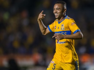 Vice-campeão no México, Rafael Carioca aciona Atlético-MG na Justiça e pleiteia R$ 2,8 milhões