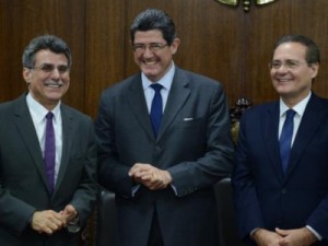 Votação sobre dívida dos estados está mantida para amanhã no Senado, diz Renan