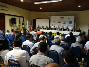 XXXIV Interclubes de Rotary debate importantes temas