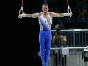 Zanetti confirma favoritismo, leva ouro nas argolas e completa currículo