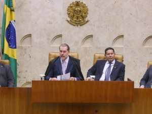 STF seguirá empenhado em pacificar conflitos mantendo diálogo com poderes, diz Toffoli