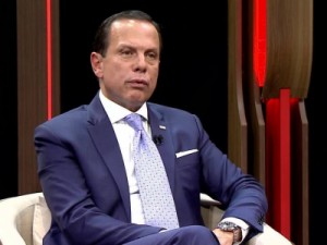'Ministro da Educação não trata com seriedade tema primordial para evolução do país', diz Doria