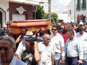 Barbalhenses lotam Igreja no último adeus ao mecânico “Pedrinho”