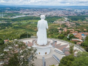 Governo do Ceará e Prefeitura de Juazeiro do Norte lançam Rota Turística do Cariri