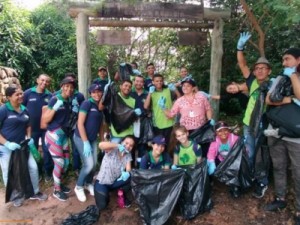 Estação Turismo faz Ação Ecológica de limpeza no Geossítio Riacho do Meio, em Barbalha - CE