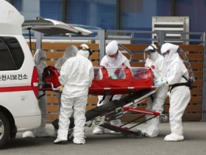 China registra 77,2 mil casos de pessoas infectadas pelo novo coronavírus