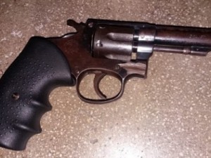 Segunda-feira de Carnaval em Barbalha acaba na bala e três feridos