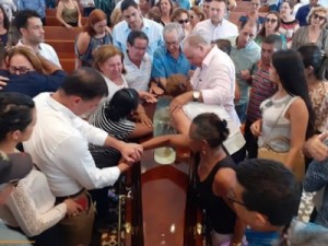 Choro, emoções e fortes mensagens marcam o adeus a Lourival Santana em Barbalha-Ce