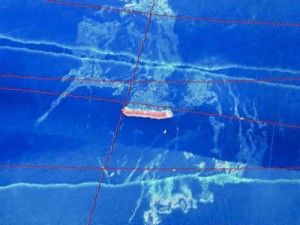 Ibama encontra óleo ao redor de navio encalhado na costa do Maranhão