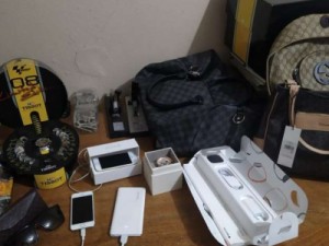 Vítima negocia troca de relógio por iPhone, mas recebe pedaço de rapadura em caixa; suspeito é preso no Ceará