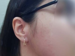 Professora leva soco de mãe de aluno após trocá-lo de lugar: 'humilhada'