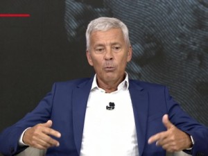 Ministério da Saúde vai convocar médicos cubanos para trabalhar na pandemia do novo coronavírus