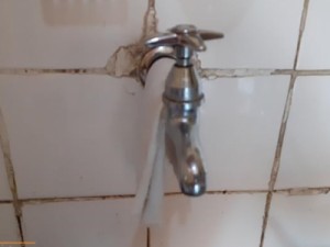 Cagece cadê a água? Comunidades barbalhenses reclamam a falta de água