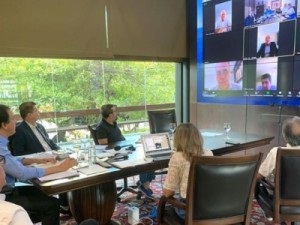 Coronavírus: Em reunião com empresários, Camilo diz que volta ao trabalho será definida até domingo