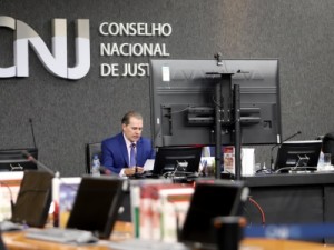 Toffoli suspende pagamento de adicional a juízes do Tribunal de Justiça do Ceará