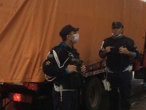 Carga de alimentos avaliada em R$ 35 mil é recuperada pela polícia em Caucaia