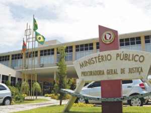 MPCE pede que promotores e procuradores enviem recursos de atuações para combate à Covid-19