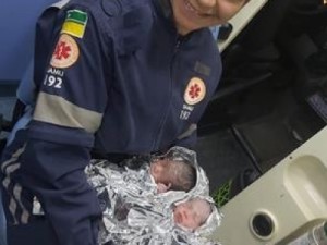 Mulher dá à luz trigêmeos de parto normal dentro de casa em Boa Vista