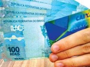 Pagamento de R$ 600 a trabalhadores informais deve começar na quinta-feira, diz governo