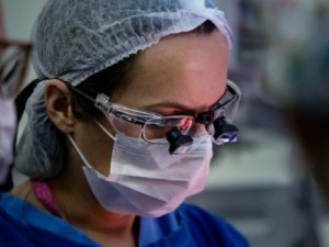 Ceará tem 1.500 profissionais da saúde afastados por síndromes respiratórias