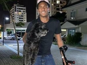 Exame aponta consolidação de fratura, e Talles Magno está perto de voltar a correr no Vasco