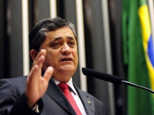 Deputado Guimarães destina R$ 400 mil para saúde pública de Barbalha