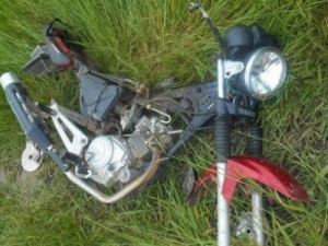 Juazeiro-CE Polícia recupera três motos, e três pessoas presas após arrombar colégio