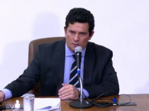 Sérgio Moro se demite do Ministério da Justiça e deixa o governo Bolsonaro