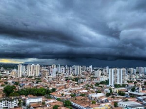Chove em mais de 40 municípios cearenses neste domingo, 26