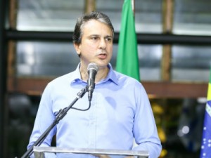 Camilo afirma que vai prorrogar isolamento social e fechamento de negócios no Ceará