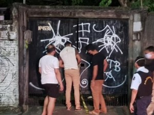 Corpos de mulher e das duas filhas são encontrados na casa onde moravam, em Messejana