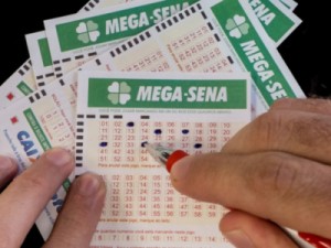Mega-Sena acumula e pode pagar prêmio de R$ 90 milhões na próxima quarta-feira