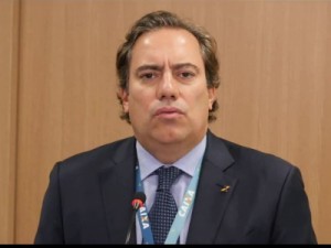 Bolsonaro diz que Caixa ampliará para 4 meses pausa no financiamento da casa própria