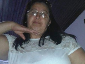 Mulher morre e 5 testam positivo 15 após almoço em família