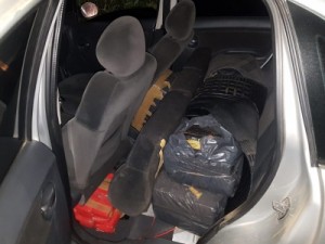 PRF prende gestante e três homens e apreende 100 kg de maconha no Ceará