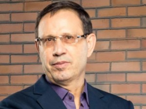 Carlos Wizard desiste de assumir secretaria do Ministério da Saúde