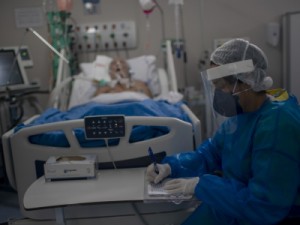 Pesquisa da UFC prevê estabilização da curva de mortes por Covid-19 no mês de julho, em Fortaleza