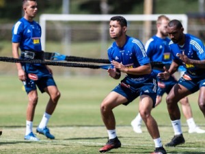 Evolução, planejamento e dificuldades: preparador físico do Cruzeiro detalha trabalho na Toca