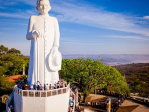 Juazeiro e Sobral em lockdown, Fortaleza vai para fase 2 da retomada; RMF na etapa 1, anuncia Camilo