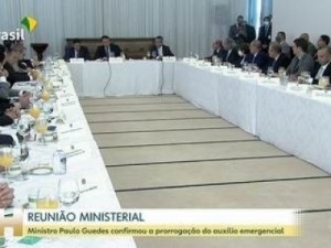 Governo avalia prorrogação do auxílio emergencial em 3 parcelas, de R$ 500, R$ 400 e R$ 300