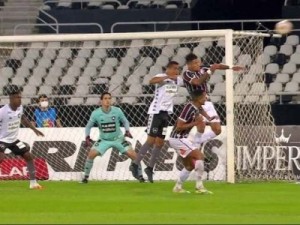 No 0x0 Fluminense tira o Botafogo e vai para a final da Taça Rio