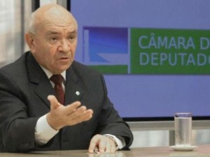 Morre aos 89 anos Severino Cavalcanti, ex-presidente da Câmara dos Deputados